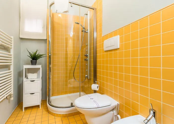 Familybo Santo Stefano بولونيا