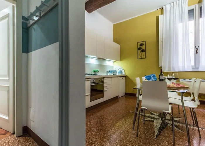 Familybo Santo Stefano شقة